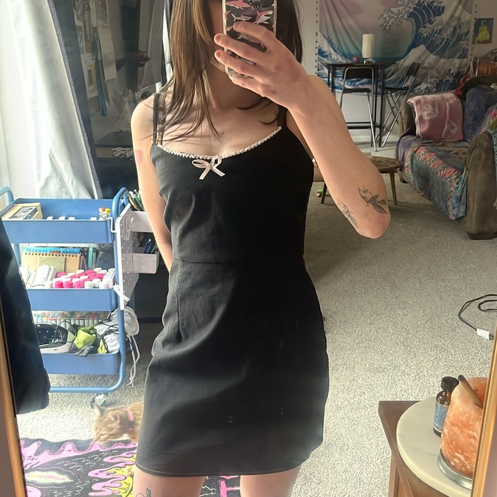 Bow midi dress